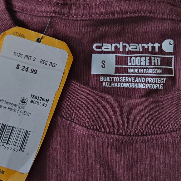 Carhartt Men Black and Burgundy Shirts - Picture 5 of 5